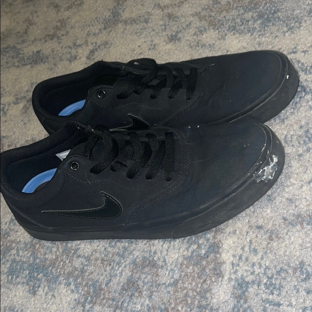 Nike charge canvas skate shoe